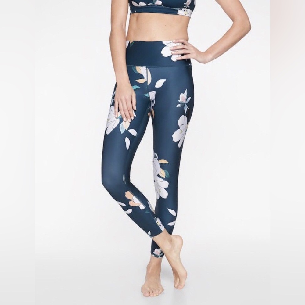 Athleta Bettona Utility Legging XXS Ssize